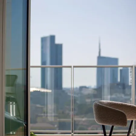 Modern Flat 16th Floor - Terrace With Skyline View *