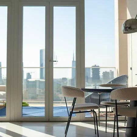 Modern Flat 16th Floor - Terrace With Skyline View